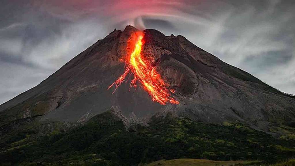 Perbedaan Gunung Api dan Gunung Merapi
